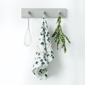 Linen Tales - linnen theedoek - eucalyptus on white - 45 x 65 cm.